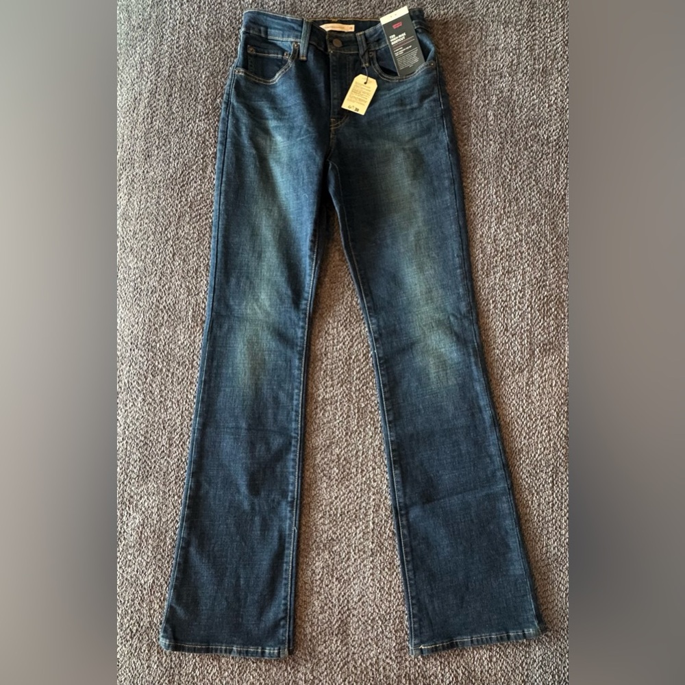 Women’s Levi's - 725 High-Rise Bootcut Jeans (NWT)